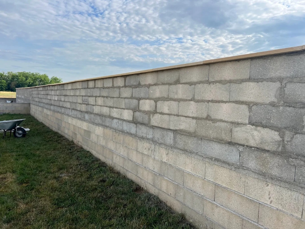 Construction mur de clôture